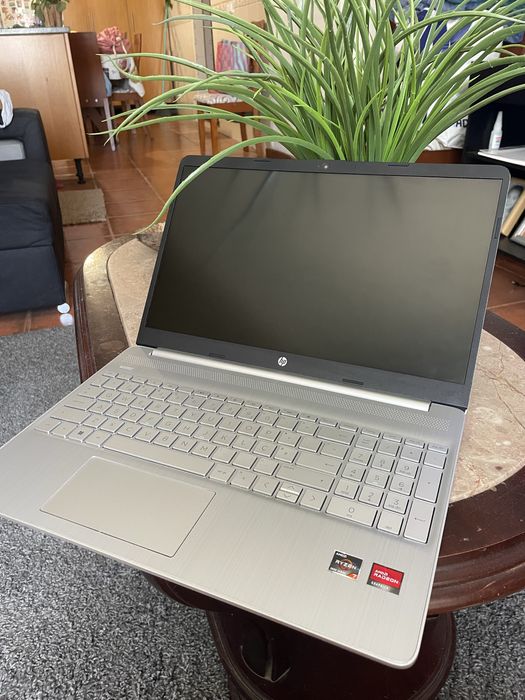 Portátil HP 15s-eq2xxx , windows 11