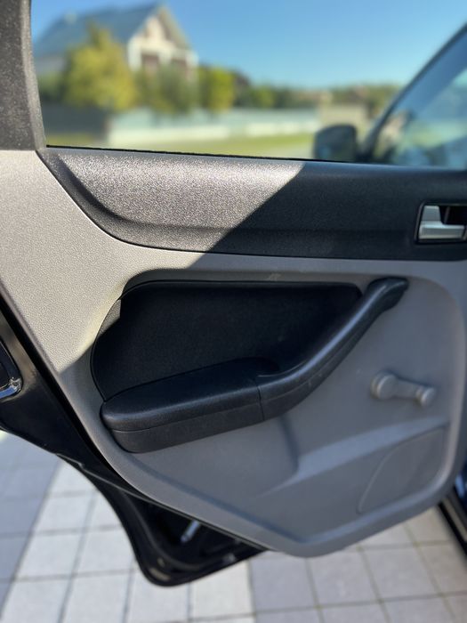 Ford focus 2 1.6 бензин