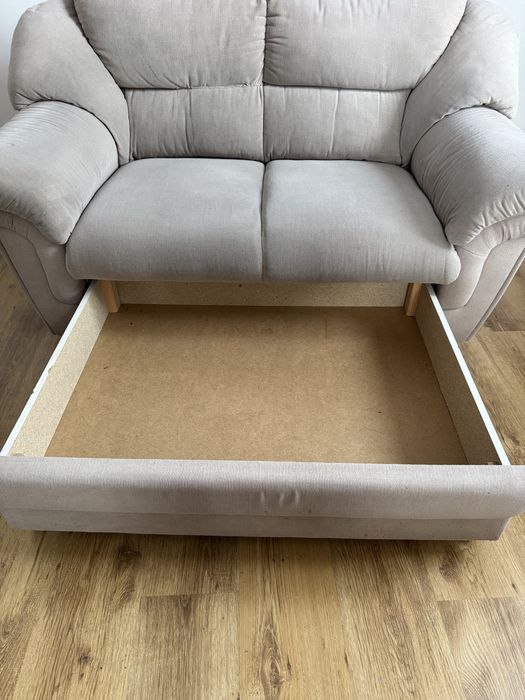 Sofa 2-osobowa jasnoszara + szuflada na pościel