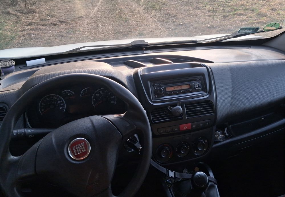 Sprzedam fiat doblo 1.3 ** max ** long vat.1