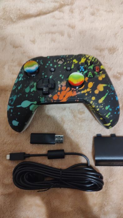 Оригінальний комплект Xbox Controller (Model 1708) + Xbox Wireless Adapter for Windows + акумулятор Play & Charge Kit