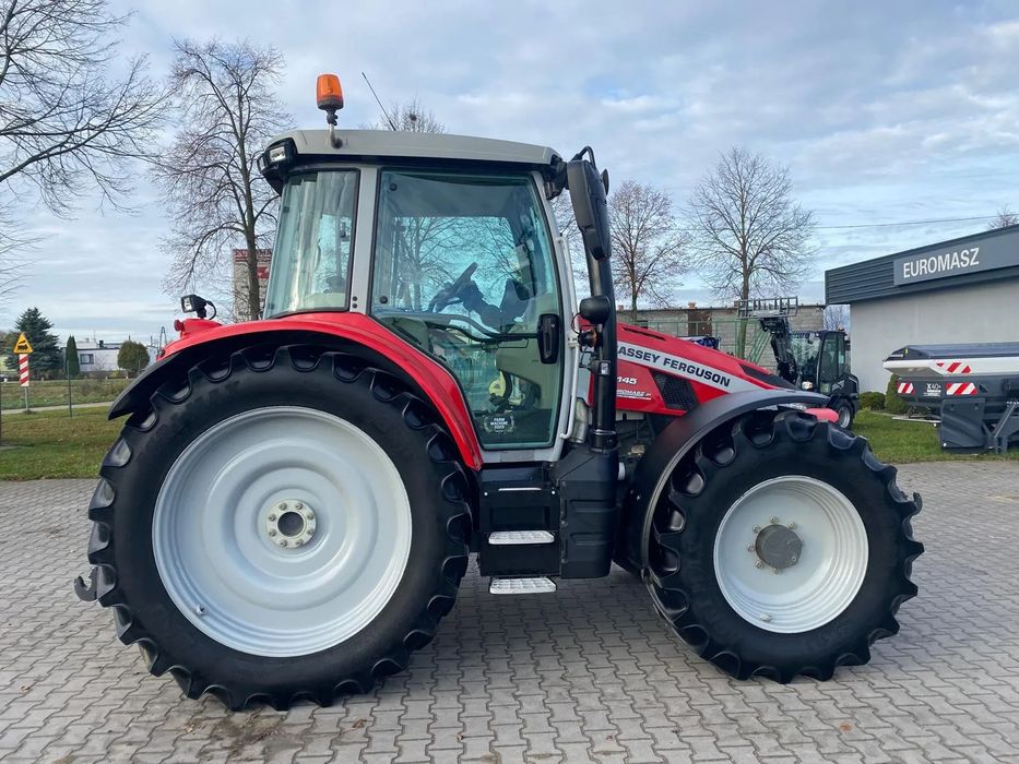 Koła do międzyrzędzi  Koła do międzyrzędzi w rozmiarze przód 420/85 R30 tył 420/80 R46