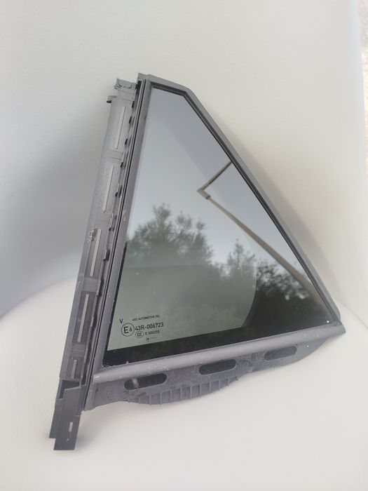 Vidro Peugeot 2008 5 portas ventilado trás direito