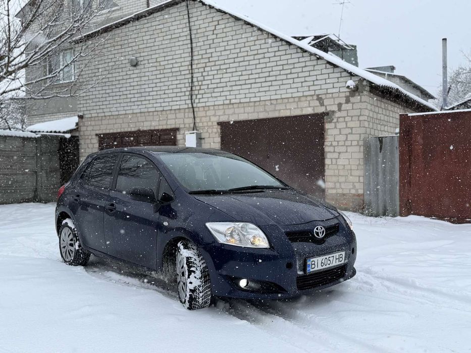 Продам Toyota auris