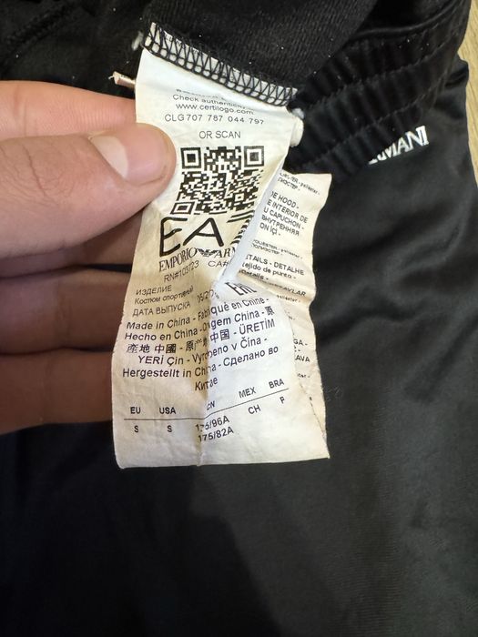 чорні спортивні штани Armani Exchange EA7 з лампасами