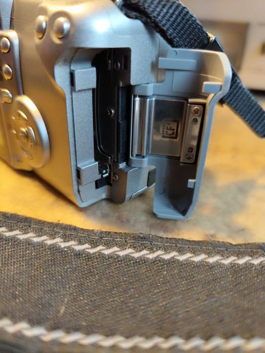 cyfrowa lustrzanka Canon EOS 350D