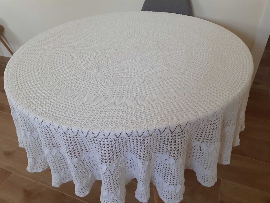 Toalha redonda grande crochet à mão