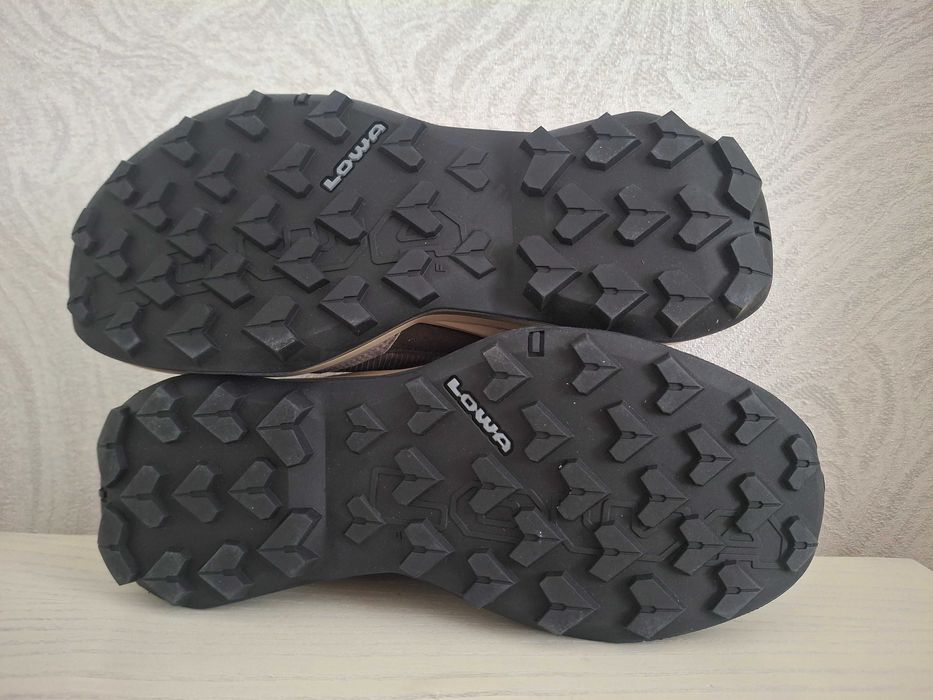 Кросівки Lowa Maddox Pro GTX LO SL Нові 42р.