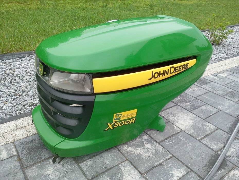Maska John Deere x 300 r idealna jak nowa