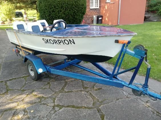 Sprzedam ŁÓDŹ motorowa