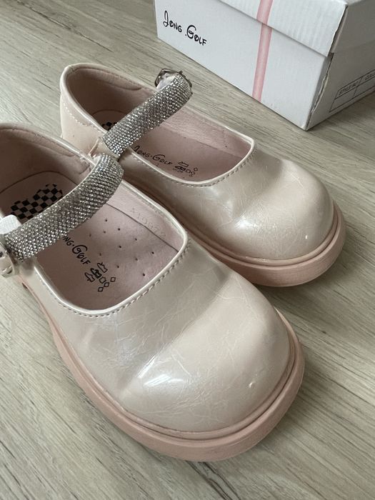 Туфлі для дівчинки лаковані