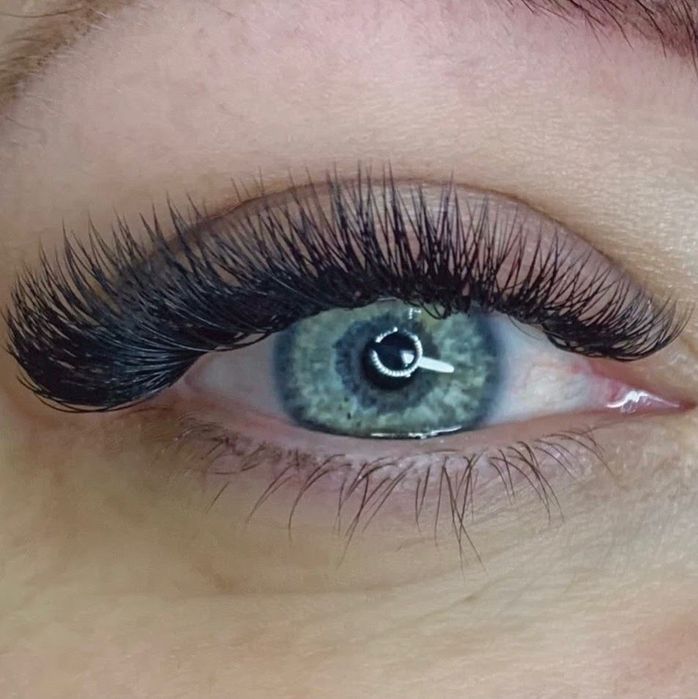 Наращивание ресниц 700грн классика 2д,3д Голливуд МЕГА объем