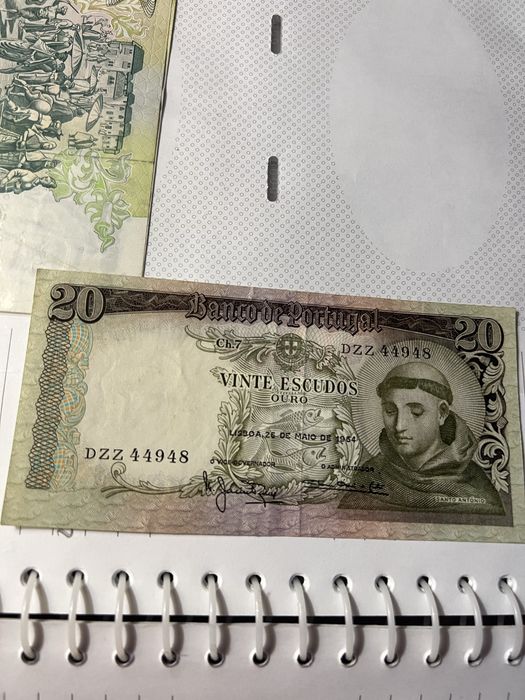 Tenho varias notas antigas