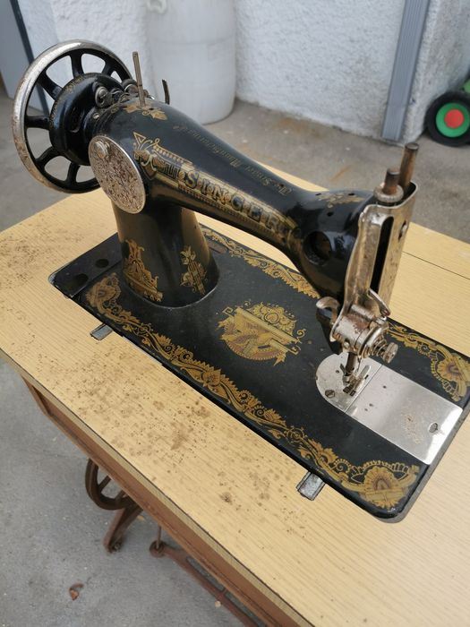 Máquina de costura Singer