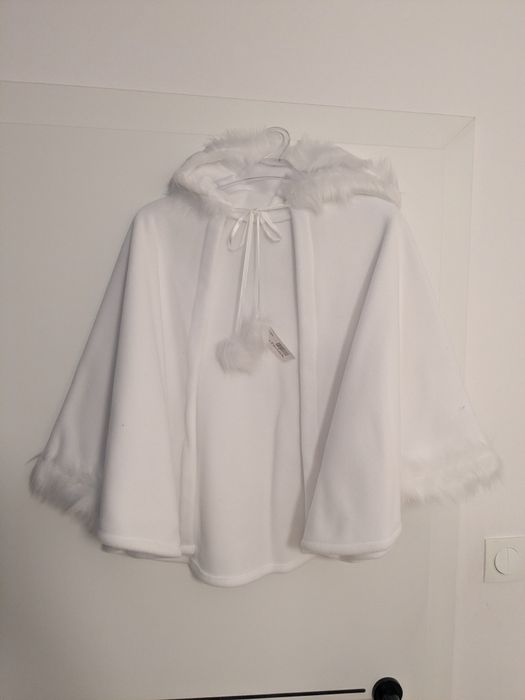 Bolerko, pelerynka komunijna polarowa