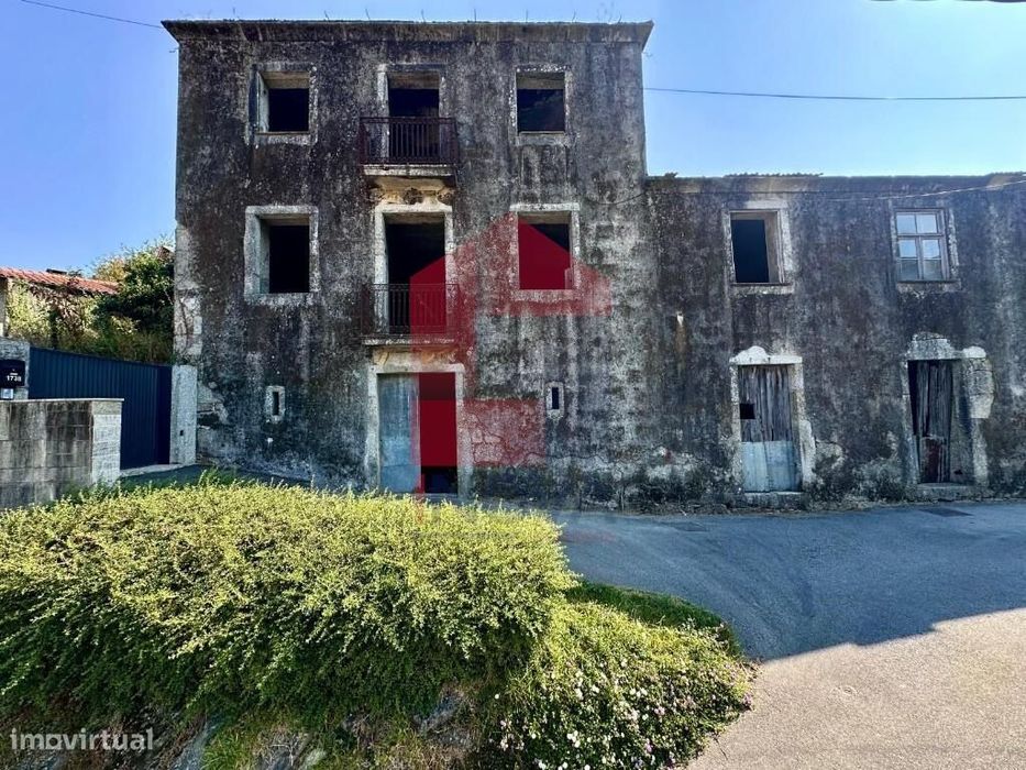 Moradia para restauro, Chorense