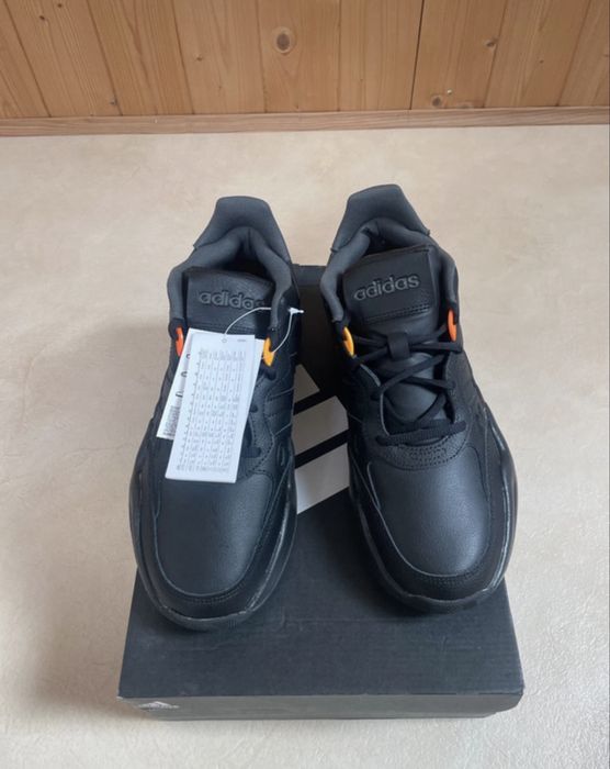 Tenis Adidas Street Spirit em Couro