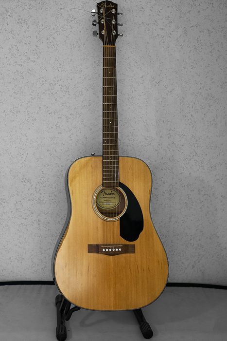 Гітара Fender CD-60S в ідеалі