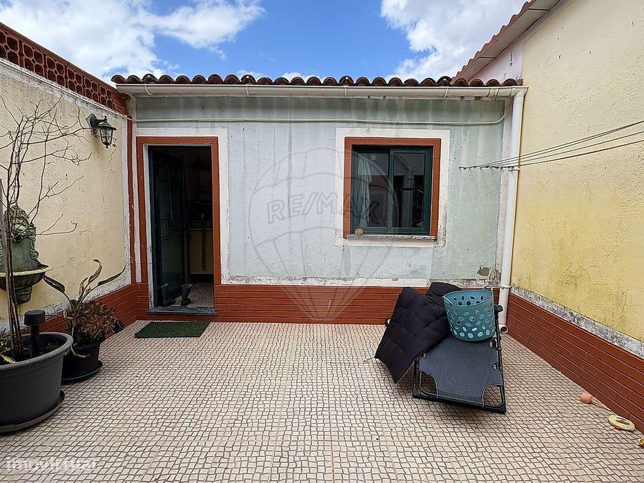 Moradia T4 para venda