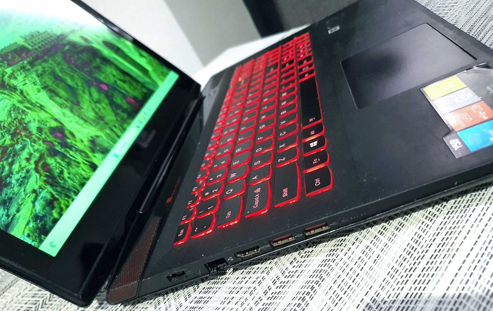Lenovo y50-70 intel®core™i7/Intel® Graphics™/audio by JBL®™/Podś.Klaw.RED
