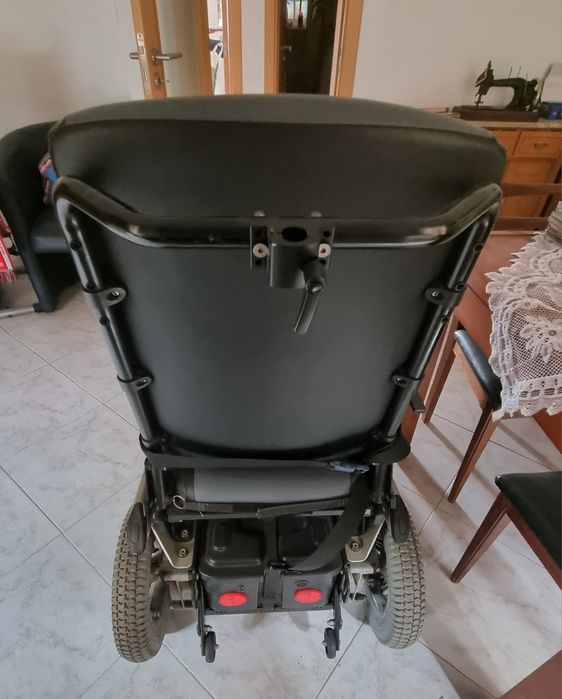 Cadeira de Rodas Eletrica