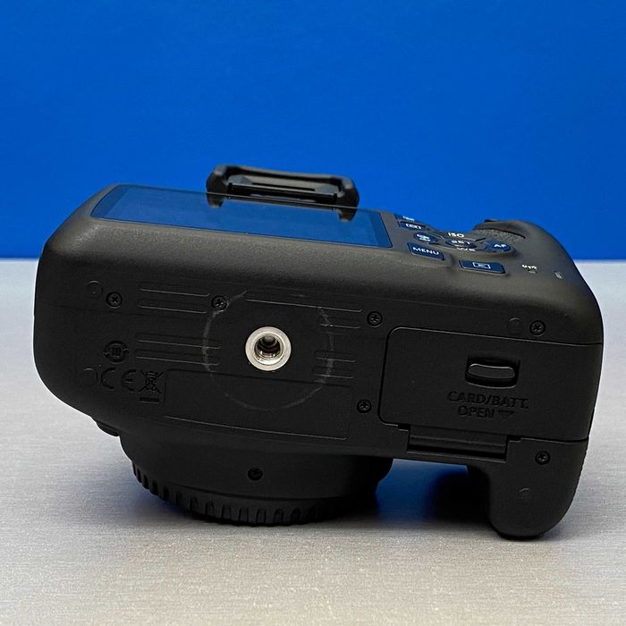 Canon EOS 2000D (Corpo) - 24.1MP