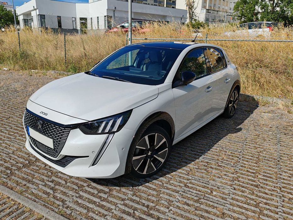 Peugeot e-208 50 kWh GT Line