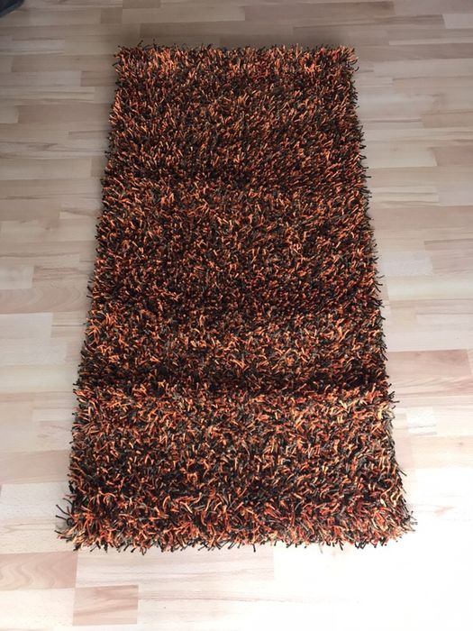 Tapete quarto laranja