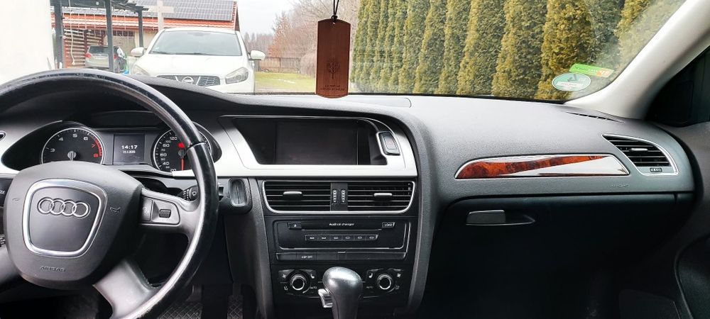 Audi A4 B8  Biały Mat