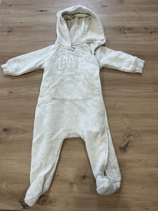 Kombinezon dresowy GAP