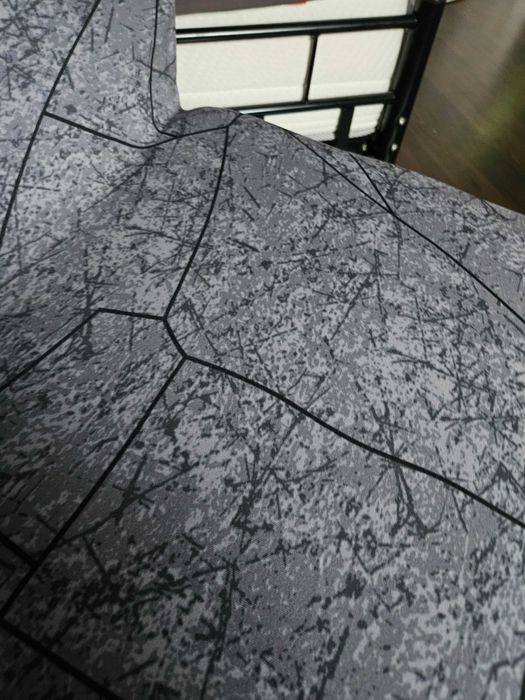 Pokrowce na krzesła szare ze wzorem elastyczne uniwersalne 4 sztuki