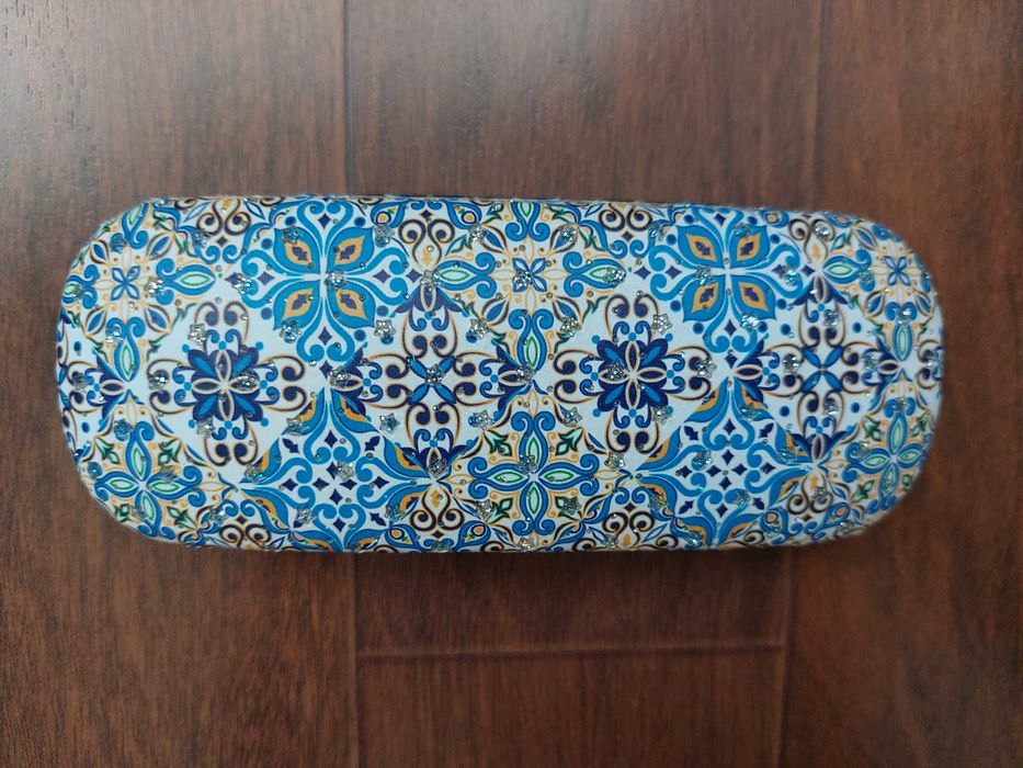 Футляр (футляр-чехол) для окулярів Іспанія