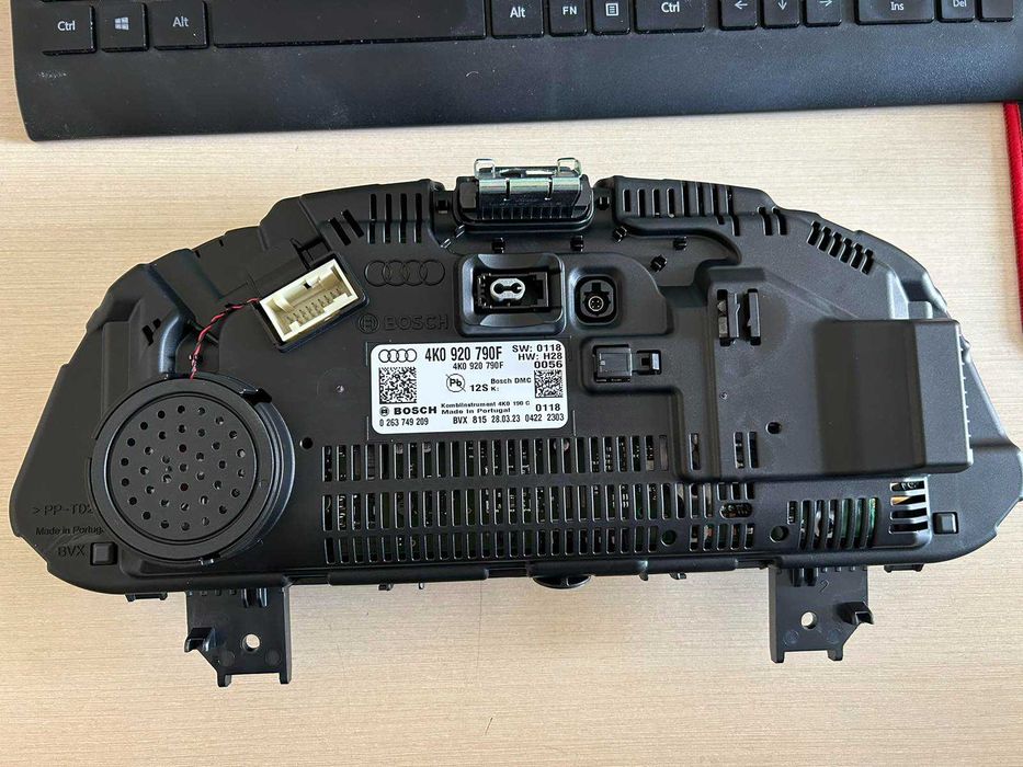 Панель приборів щиток 4k0920790f Audi a6 a7 q7 q8 2016-2023