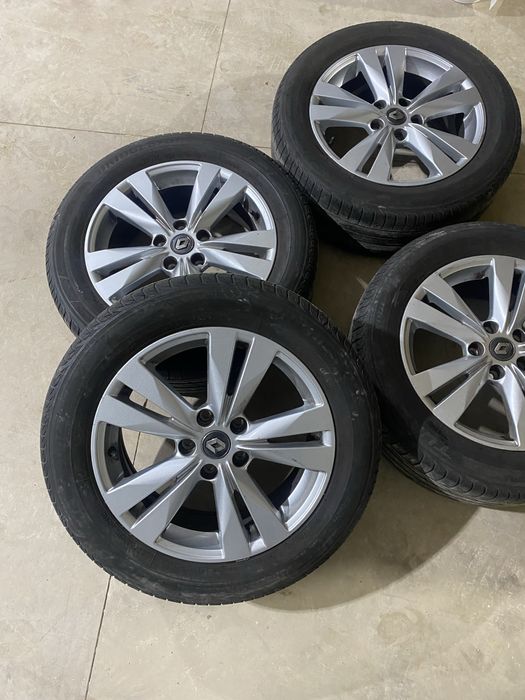 Renault Jantese pneus 17”