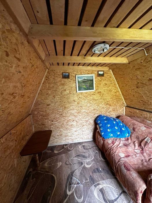 Продається сауна з жилим будинком в смт. Дубове