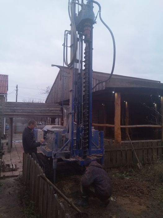 Бурение скважин на воду.Прокол под дорогой,Кривой рог