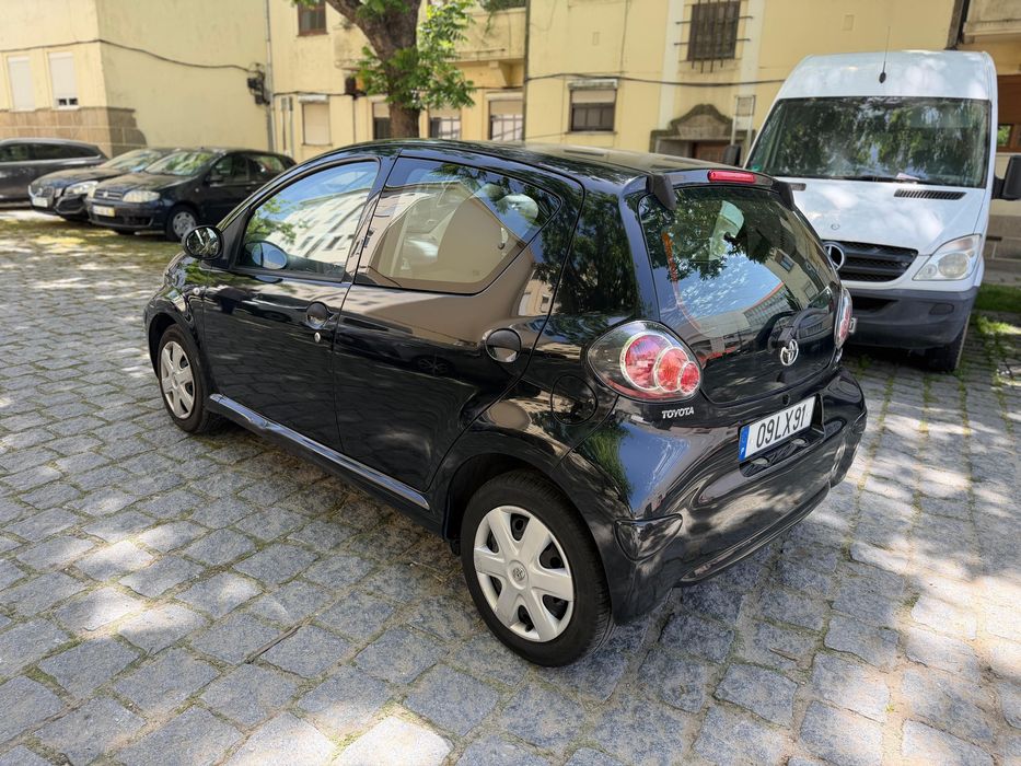 Toyota Aygo com apenas 55 mil km’s Nacional
