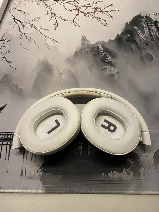 Słuchawki jbl tune 710 bt białe