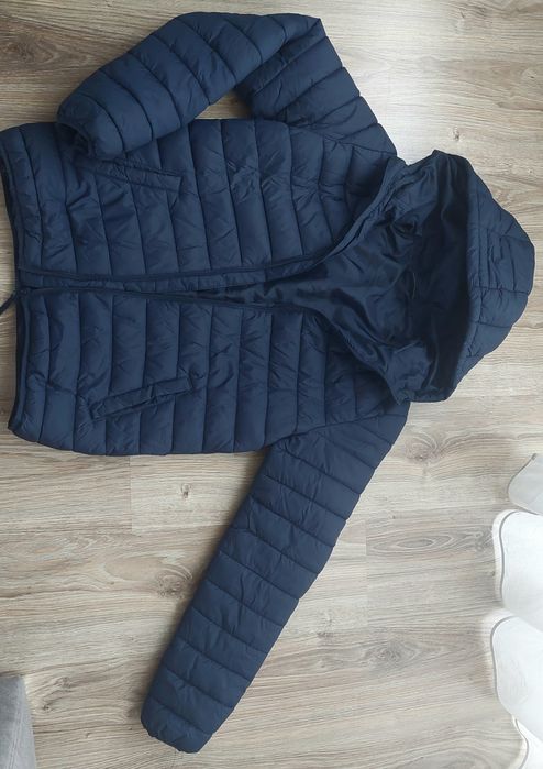 Jak nowa pikowana kurtka 170 cm