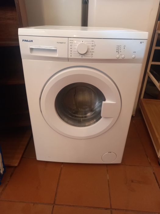 Maquina de lavar roupa