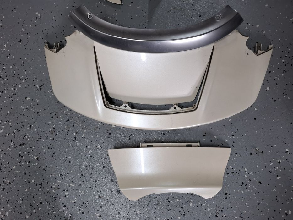 Piaggio x10 125 350 500 owiewka czacha błotnik pług boczek wypełnienie czasza