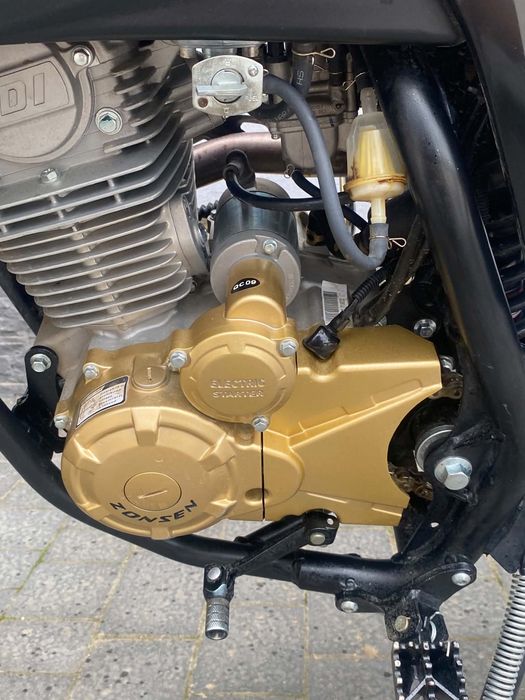 Cross ASIX XB 83 250 ccm