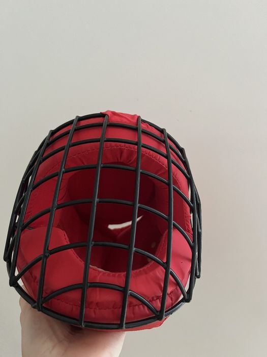 Шолом захист карате