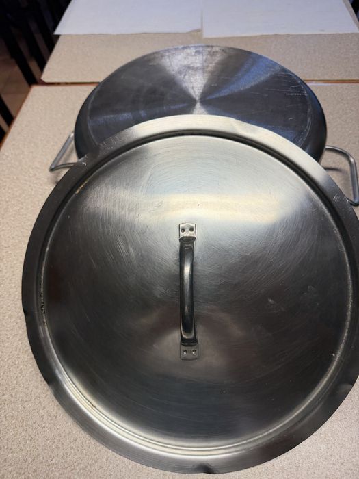 Tachos varios em inox em excekente estado