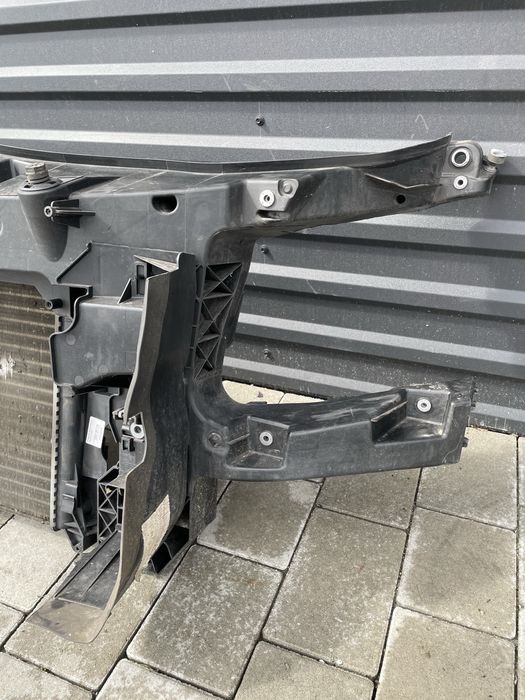 Телевізор, екран, передня панель MB Sprinter W907 W910