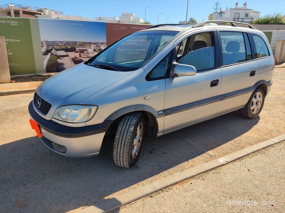 Opel Zafira 1.6 Gasolina (1999) – 7 Lugares Prático e Fiável