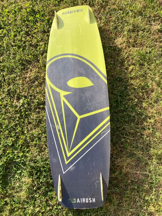 Airush ProToy 135 Carbon Prancha Kitesurf