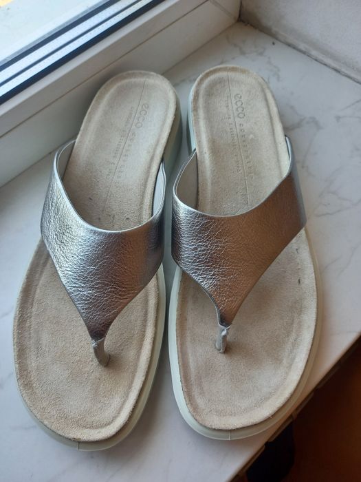 Женские шлепанцы- вьетнамки Ecco