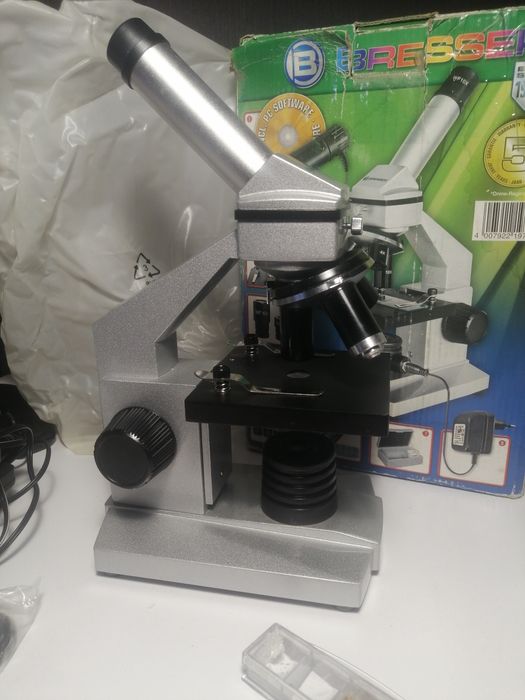 Мікроскоп Bresser 40-1024x