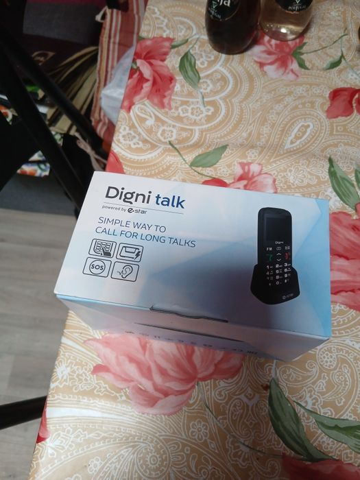 Telemóvel semi novo